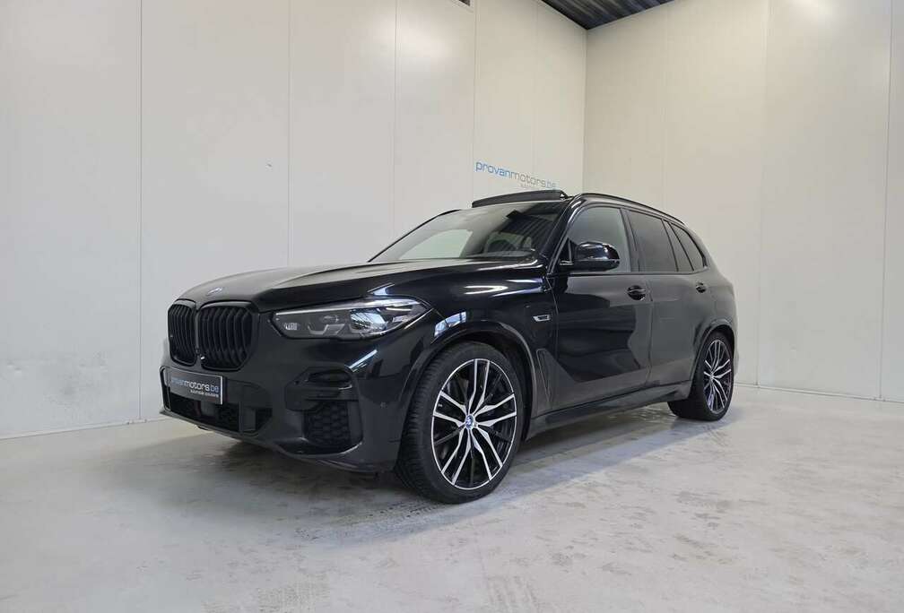BMW xDrive 45e - Pano - Luchtvering - Goede Staat