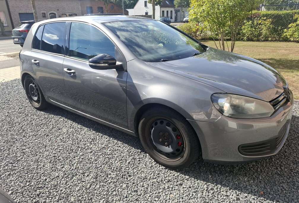 Volkswagen Golf 1.6 CR TDi Trendline DPF