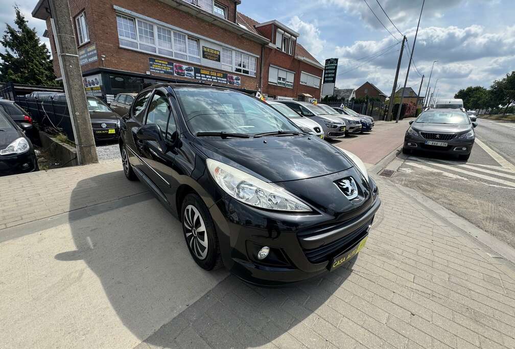 Peugeot 207  1.4i Access
