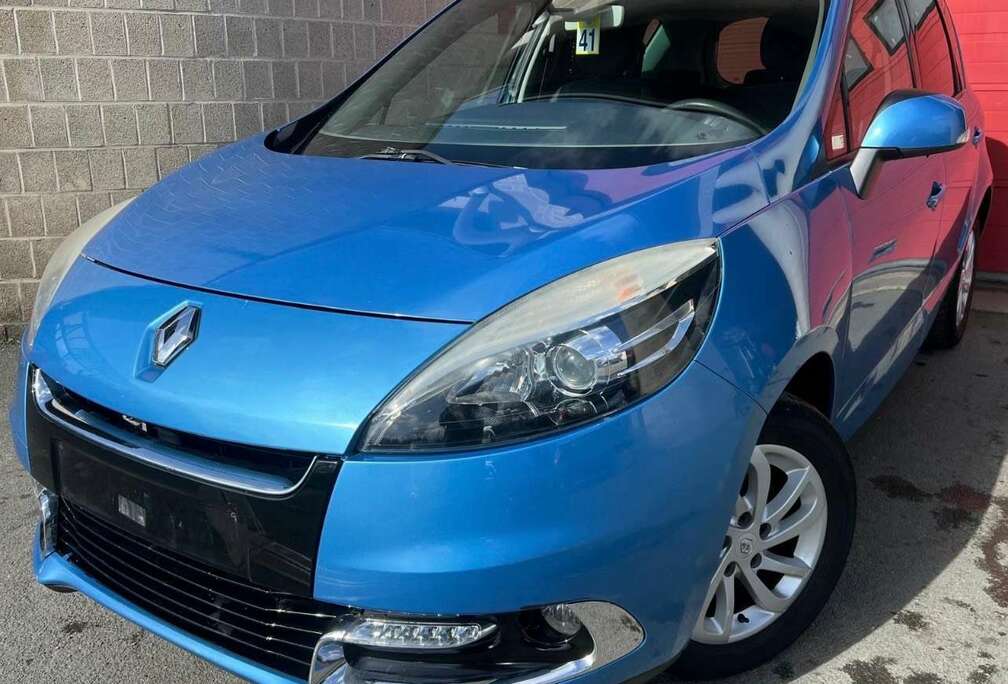 Renault 1.5 dCi Bose Edition EDC + NAVI + PANO + CAR-PASS