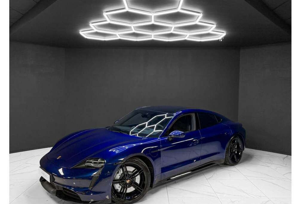 Porsche TURBO / FULL / NP:235K€