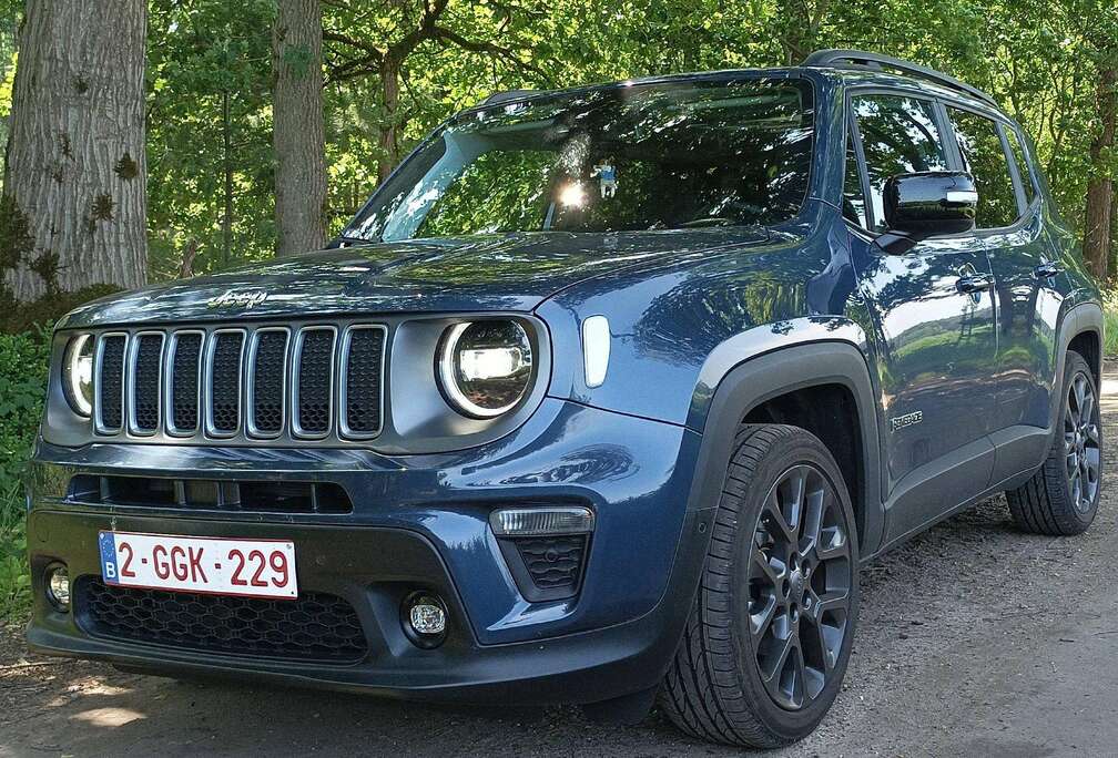 Jeep Renegade 1.5 T4 MHEV Limited DCT(EU6.4)