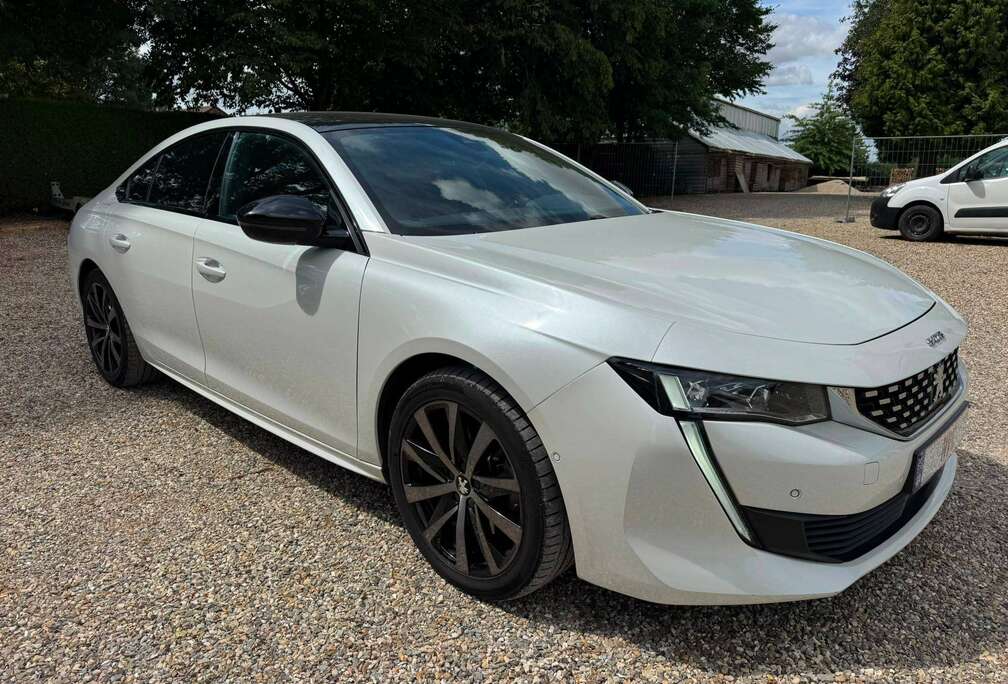 Peugeot 508 1.6 PHEV GT Toit Ouvrant/Cuir Rouge/Focal/Caméra