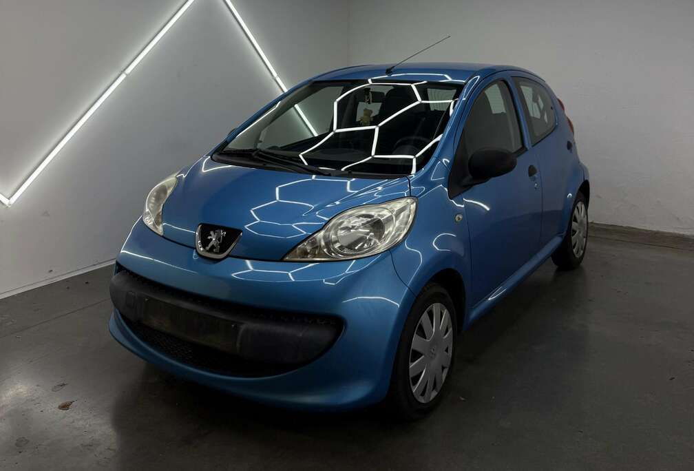 Peugeot 107 1.0i SLECHTS 46.251KM!