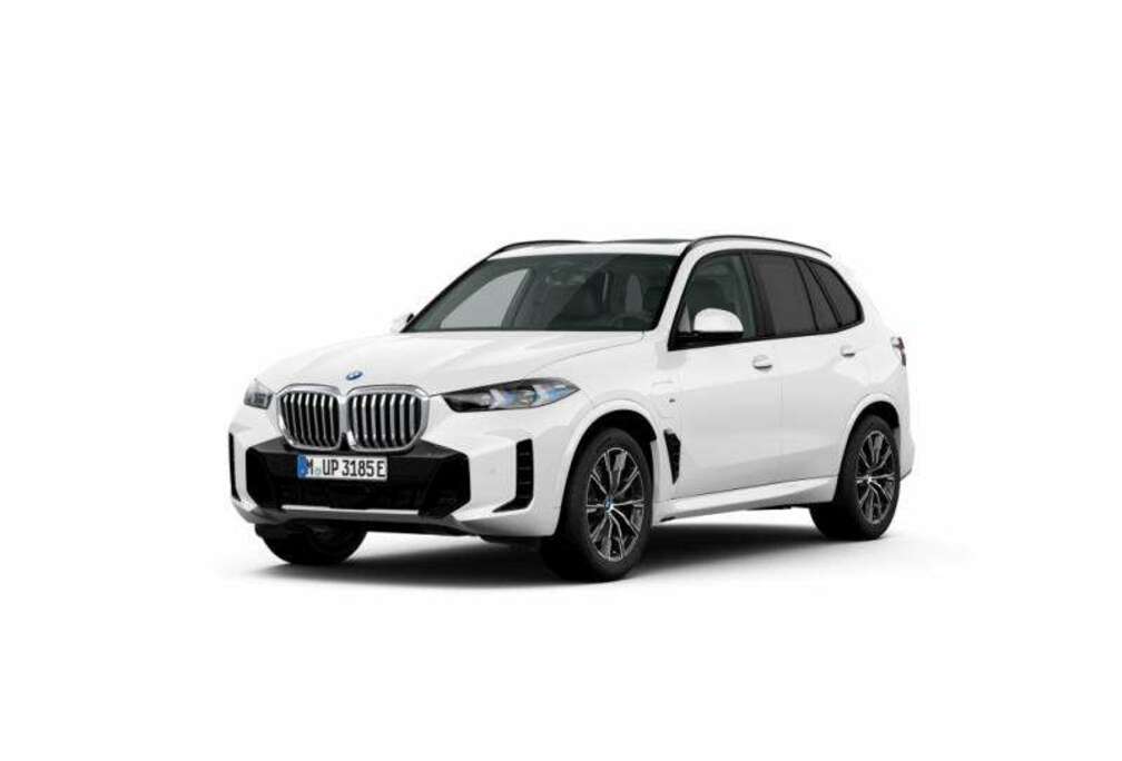 BMW xDrive50e M Sport  TOWB  PANO  H&K  360