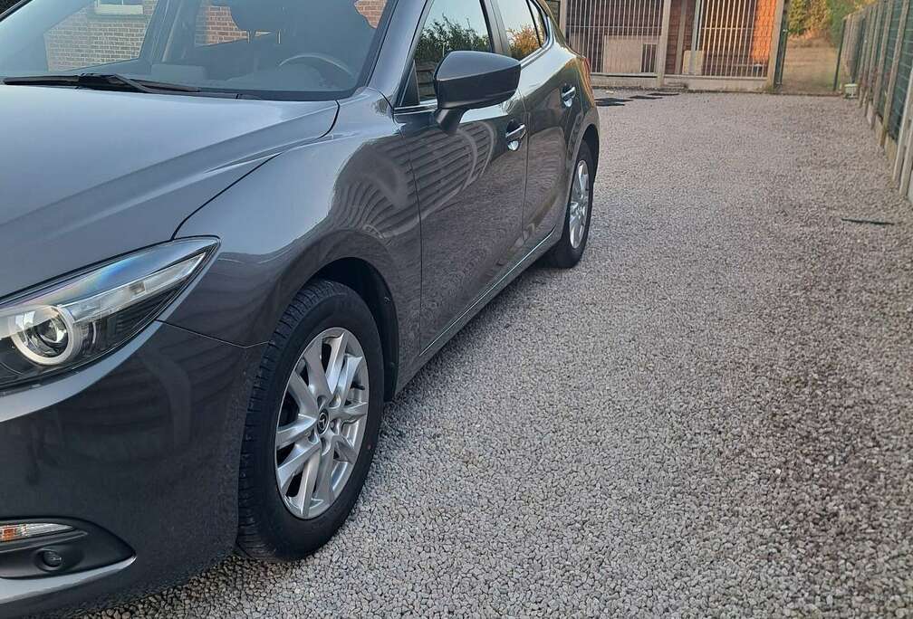 Mazda 1.5i Skydrive