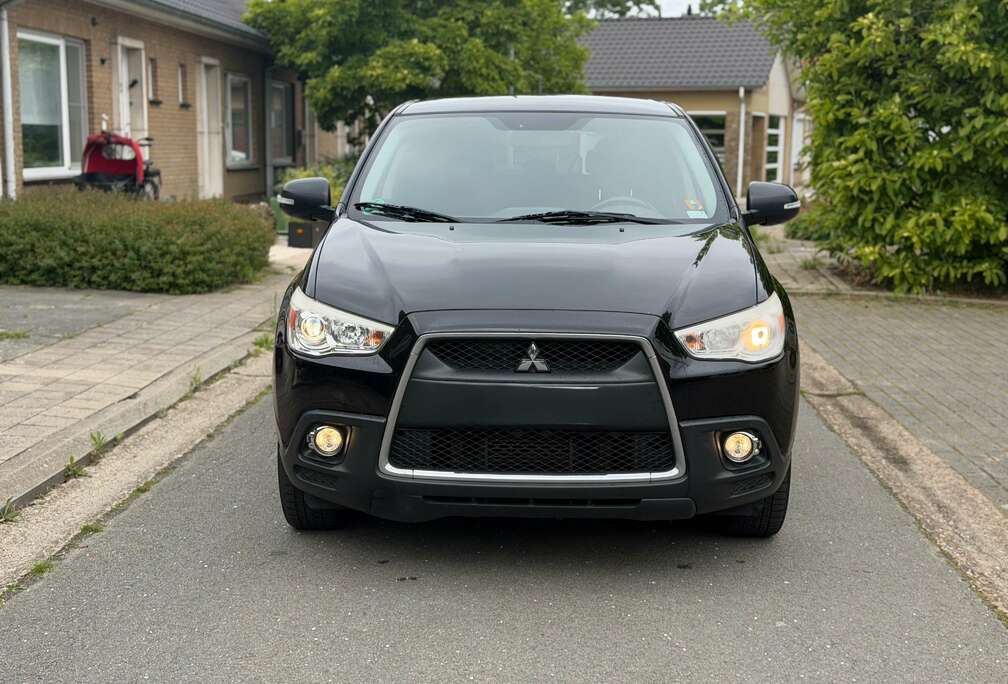 Mitsubishi ASX 1.8 Di-D 4WD Instyle