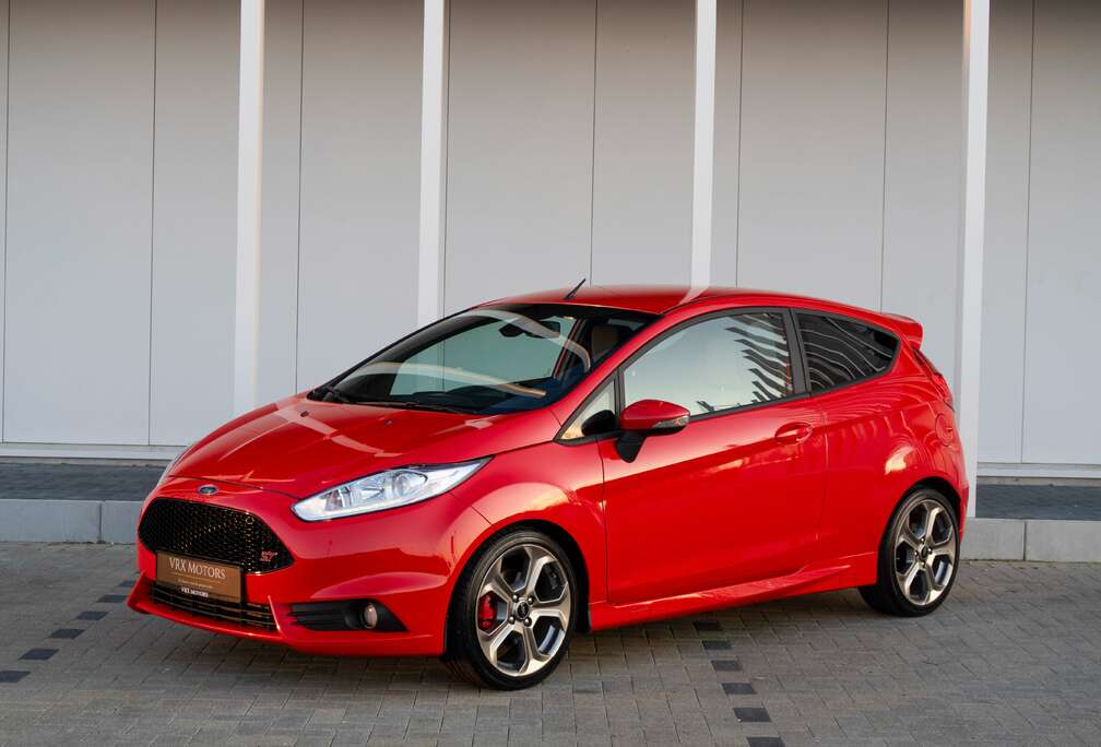 Ford Fiesta ST 1.6 EcoBoost /53k km/Dealer onderhouden