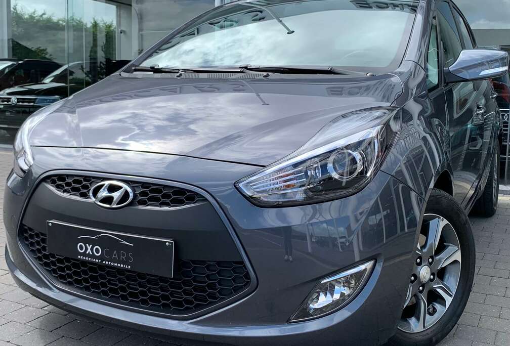 Hyundai 1.4i ESSENCE / CLIM AUTO / CRUISE CONTROL / RADAR DE RECUL / BLUETOOTH / USB / FAIBLE KM / CARPASS / EURO 6B/ GARANTIE /