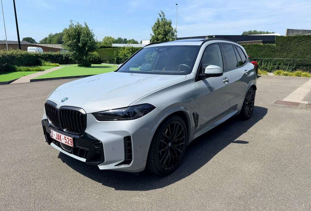BMW xDrive50e M Sport Pro Sky Lounge Massage Full