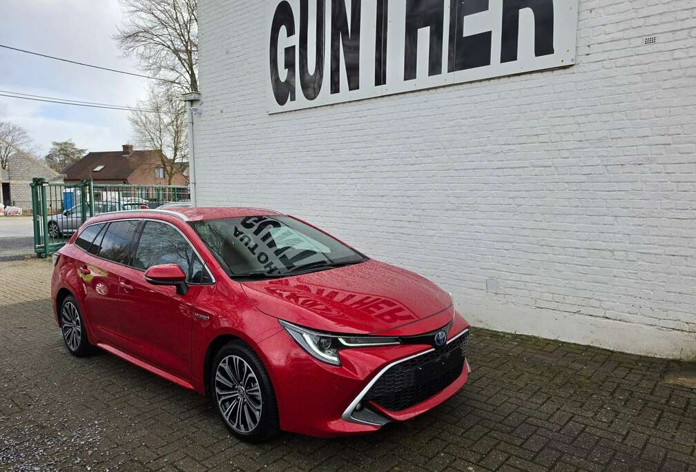 Toyota Corolla SW Hybrid 1.8 Premium Plus e-CVT