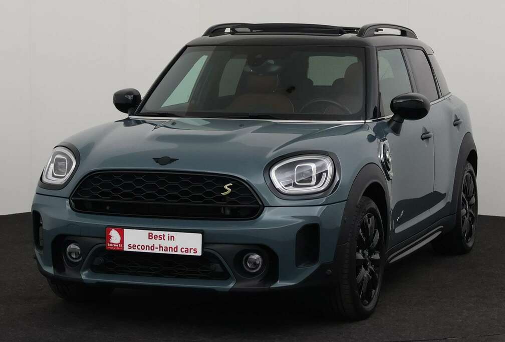 MINI ALL4 1.5i PHEV + A/T + GPS + LEDER + CARPLAY + CAM