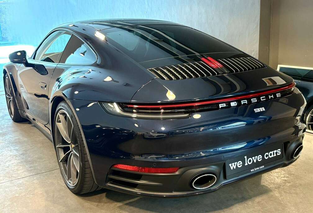 Porsche Carrera 4 - Sport Exhaust - Pano roof