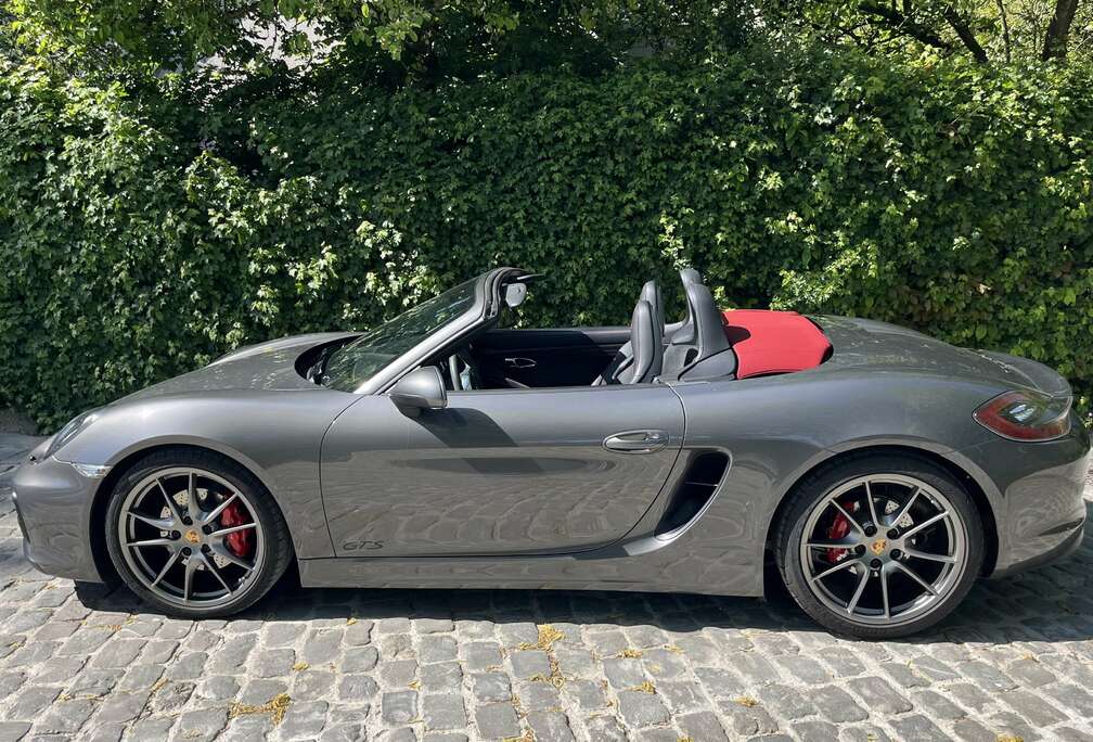 Porsche 3.4i GTS 330 ch