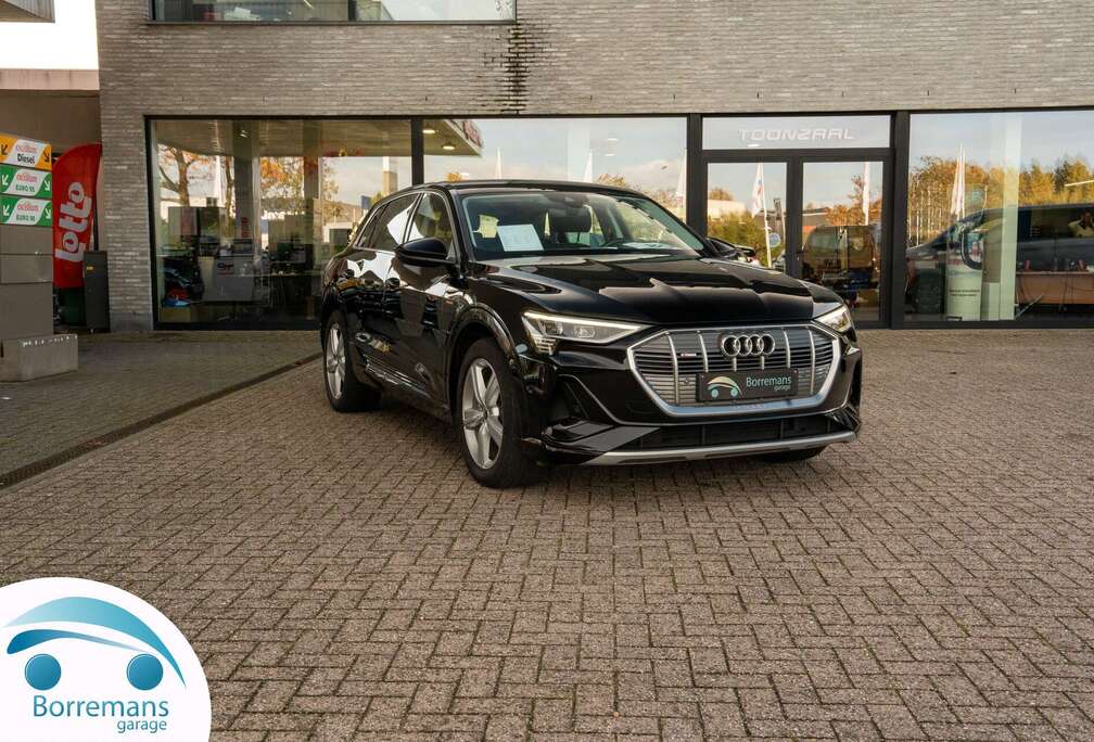 Audi 50 QUATTRO S-LINE