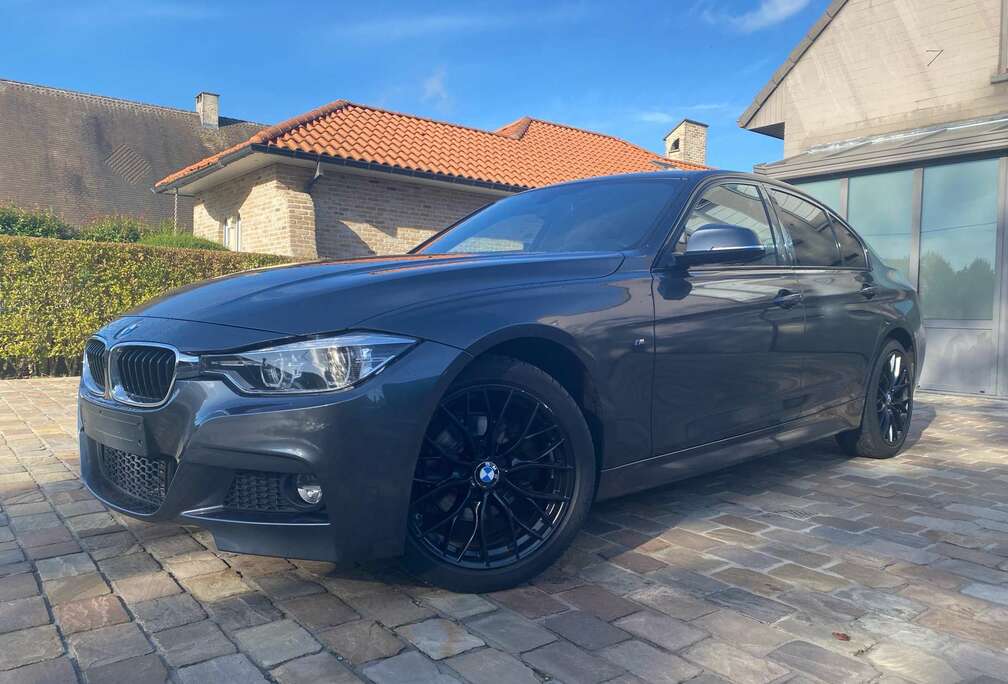 BMW 320iX Mpack