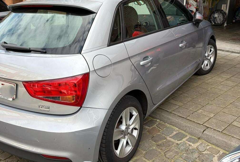 Audi A1 Sportback 1.0 TFSI Sport S tronic