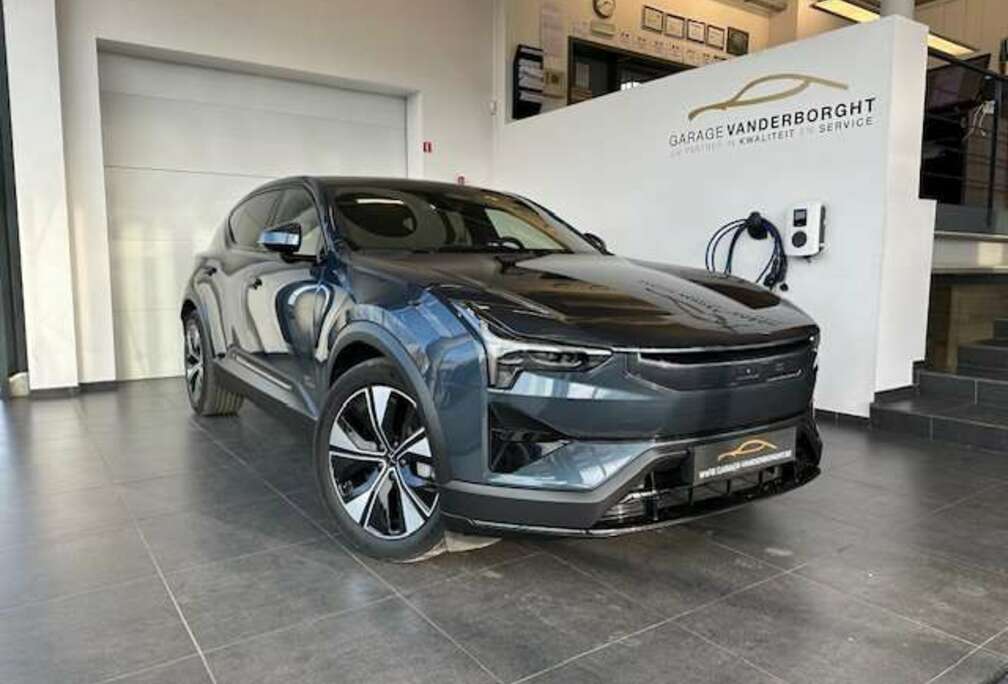 LONG RANGE TWIN ENGINE AWD PANO DAK