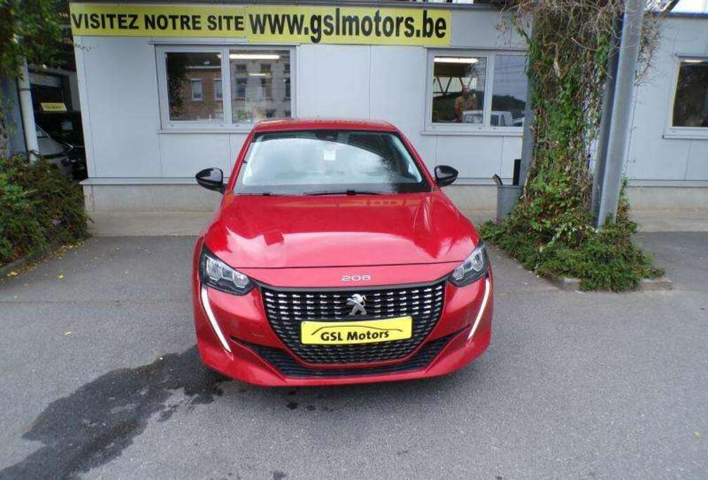 Peugeot 1.2 100cv rouge 02/23 46.029km Airco GPS Camera