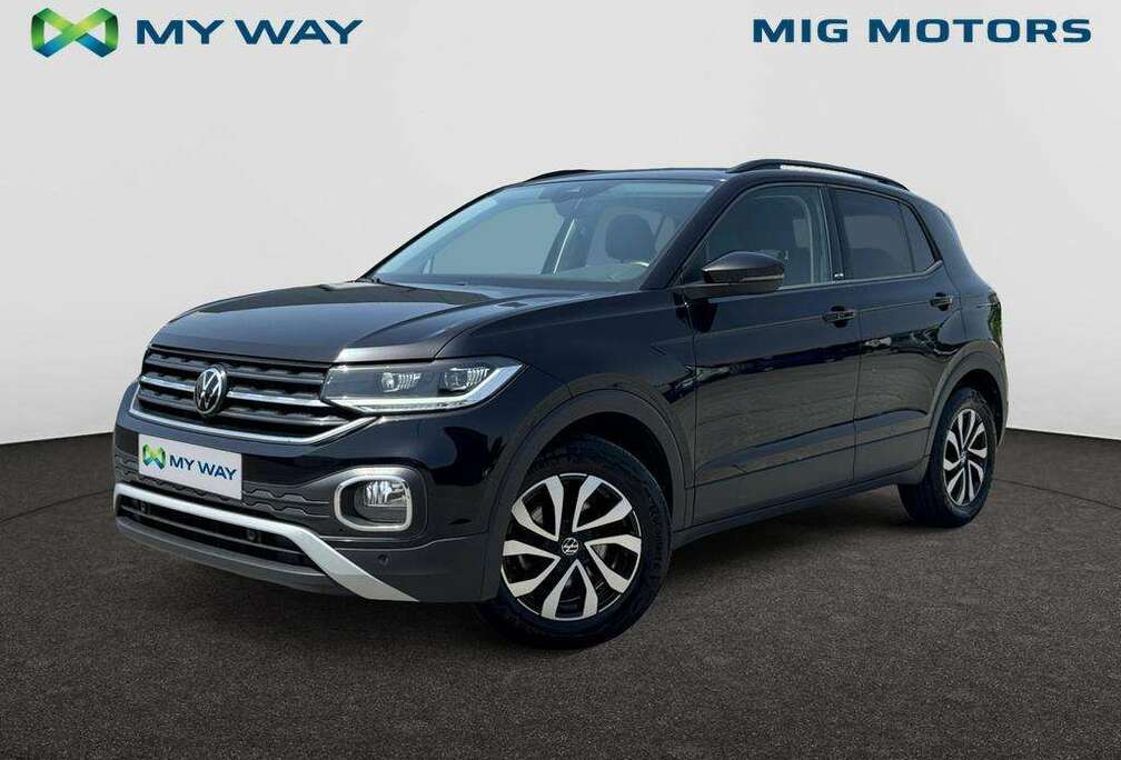 Volkswagen ACTIVE 1.0 TSI (110 pk) /// Achteruitrijcamera /// zetelverwarming vooraan /// digitale cockpit