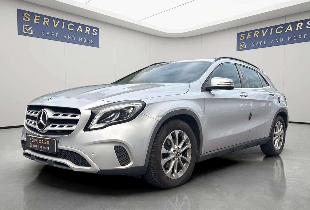 Mercedes-Benz @ SERVICARS WAREMME - Mercedes GLA 200 d 4-Matic - Garantie 12 mois