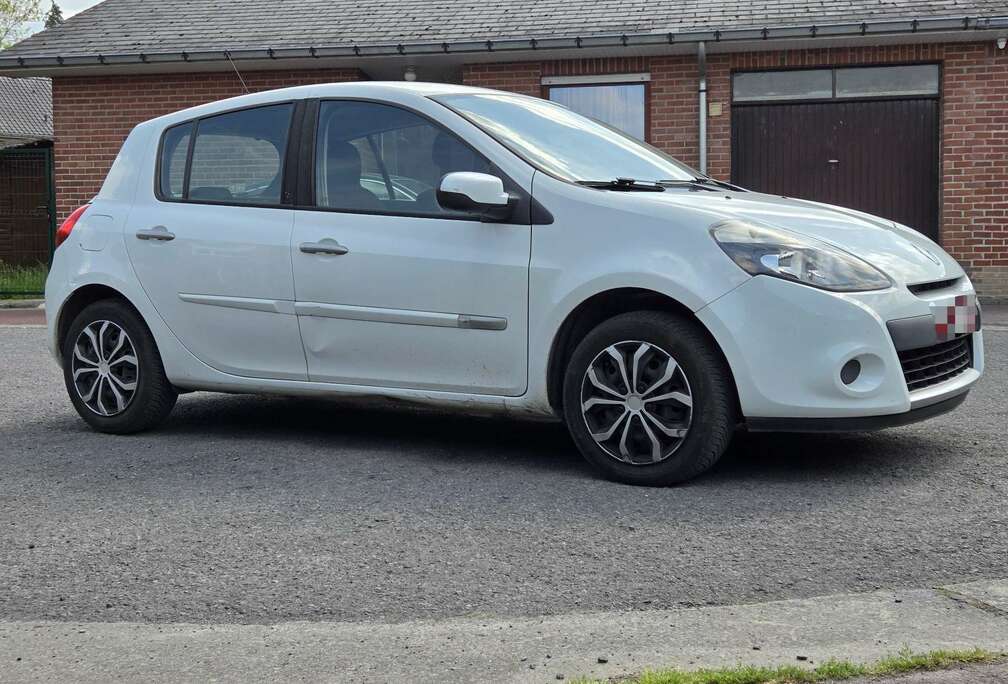 Renault 1.5 dCi Dynamique FAP 104g.