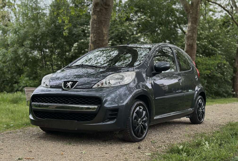 Peugeot 1.0i BOITE AUTO *PRTE A IMMAT* 5 PORTES