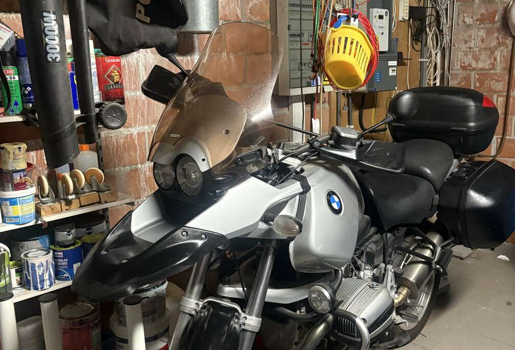 BMW NIEUWE ACCU NODIG
