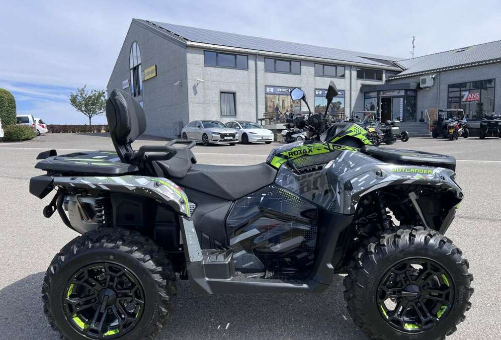 Max 4 WD 850 DPS  ABS T3B 1000 cc