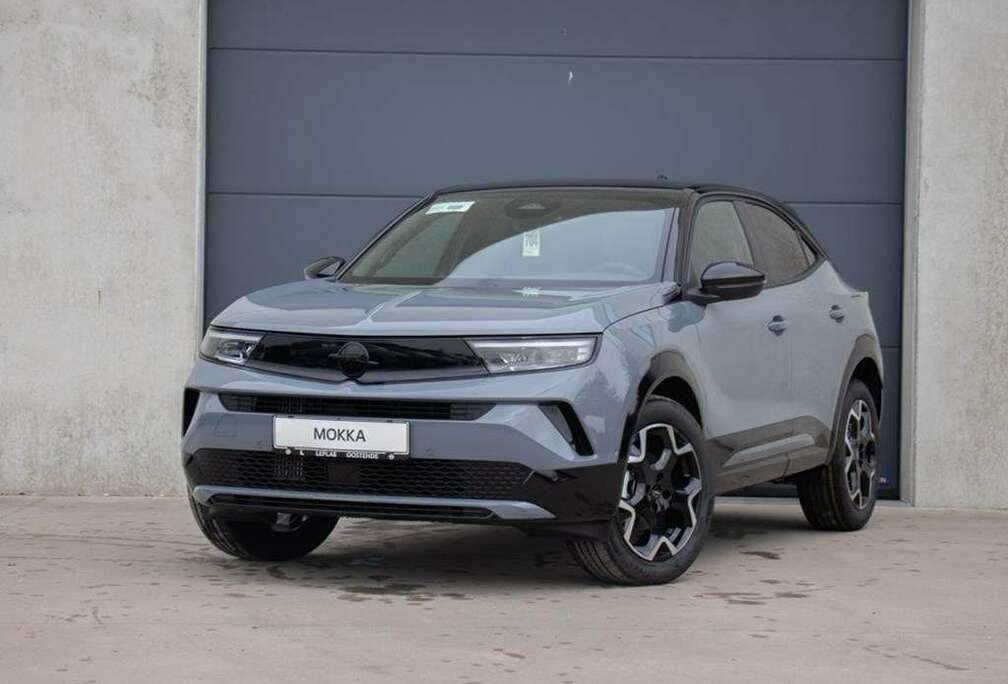 Opel ULTIMATE 1.2 MT6 136PKCAMERANAVIKEYLESSNIEUW