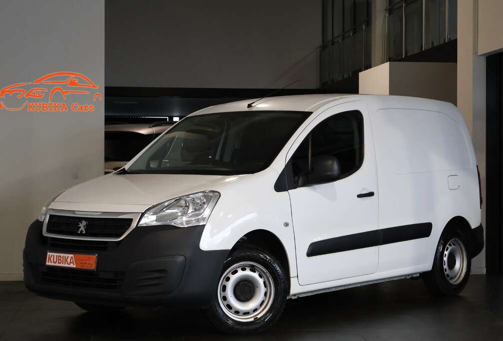 Peugeot Partner 1.6 98pk VTi Lichte Vracht Trekhaak Cruise
