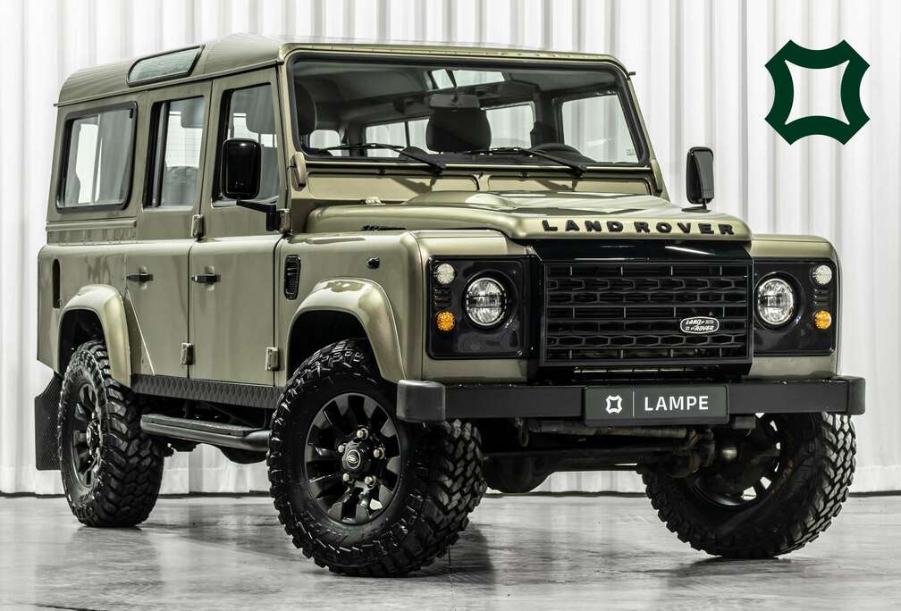 Land Rover 110 TD4 Lichte Vracht Willow Green Trekhaak Radio