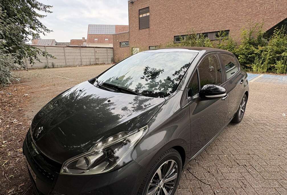 Peugeot 1.2i PureTech Style