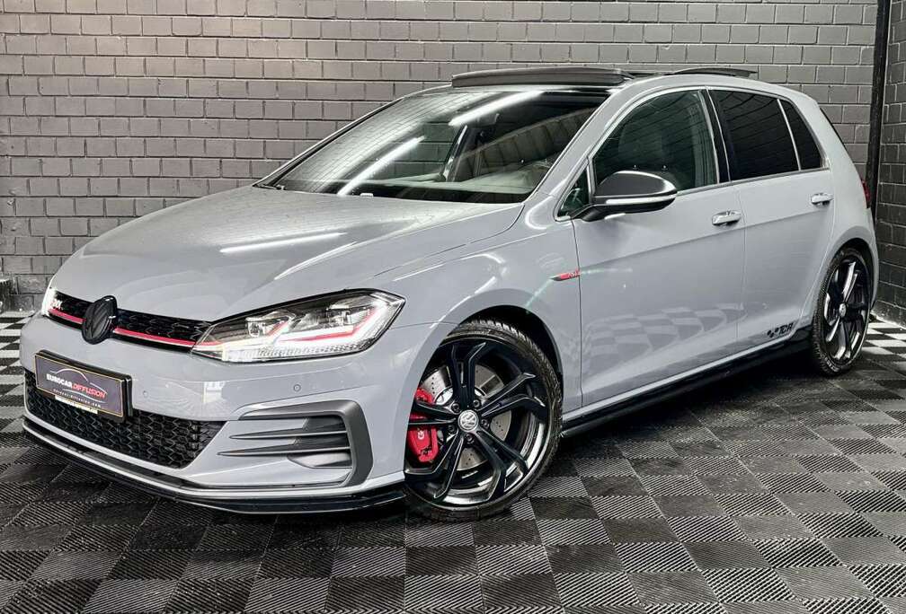Volkswagen TCR 2.0 TSI 290 CV *AKRAPOVIC* *PANO *CAMERA*
