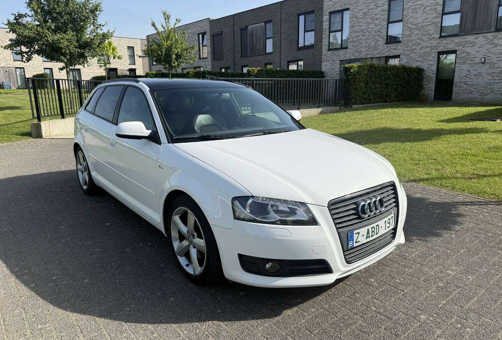 Audi A3 Sportback 1.6 TDi Ambition S line Start/Stop DP