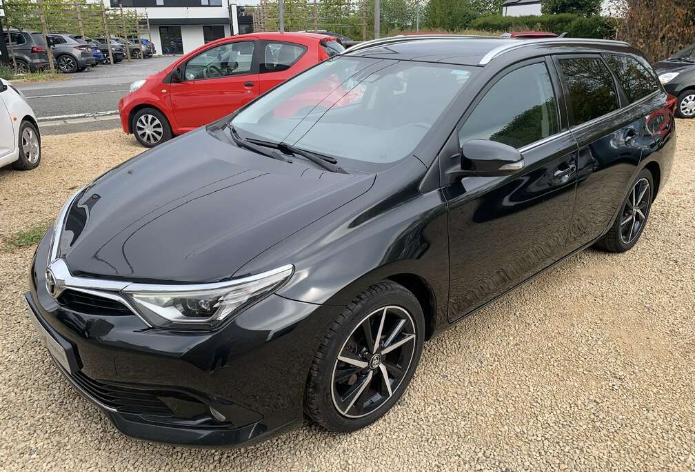Toyota Auris SW 1.2 Turbo Black Edition GARANTIE 2 ANS