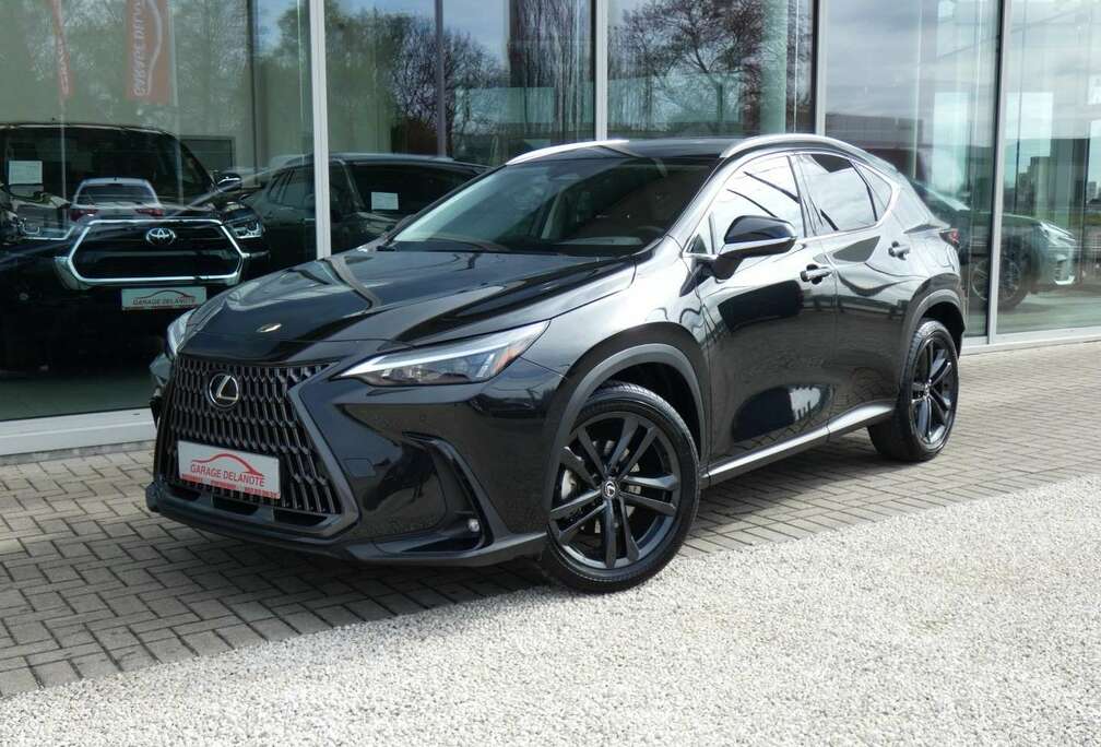 Lexus AWD Premium +20\'\'Alu +LEDER +Dodehoek +Elektrische zetels +Zetelverwarming +Groot scherm