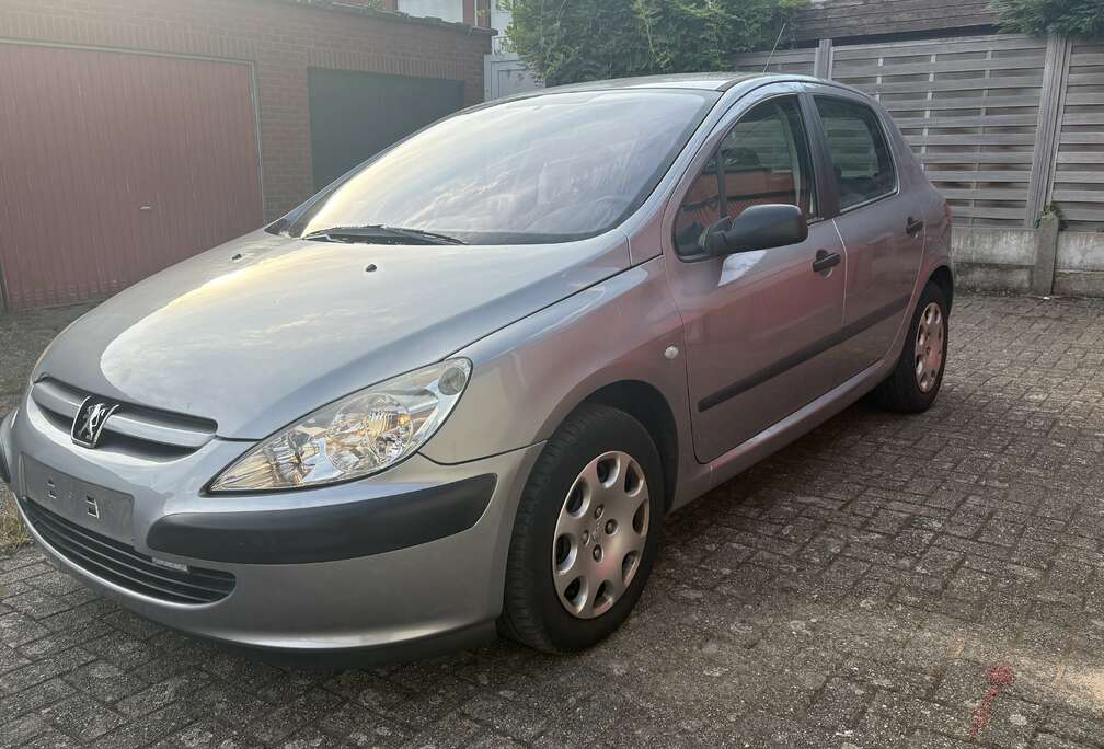Peugeot Automaat- TEL 0472.92.59.40