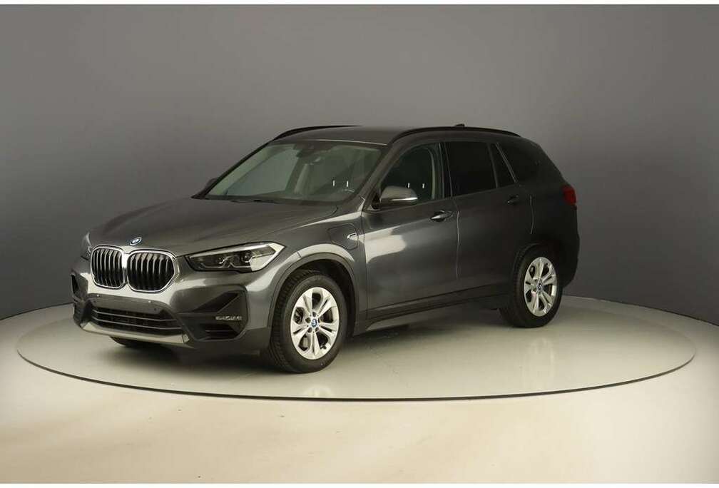 BMW xDrive25e 220pk Pack Business