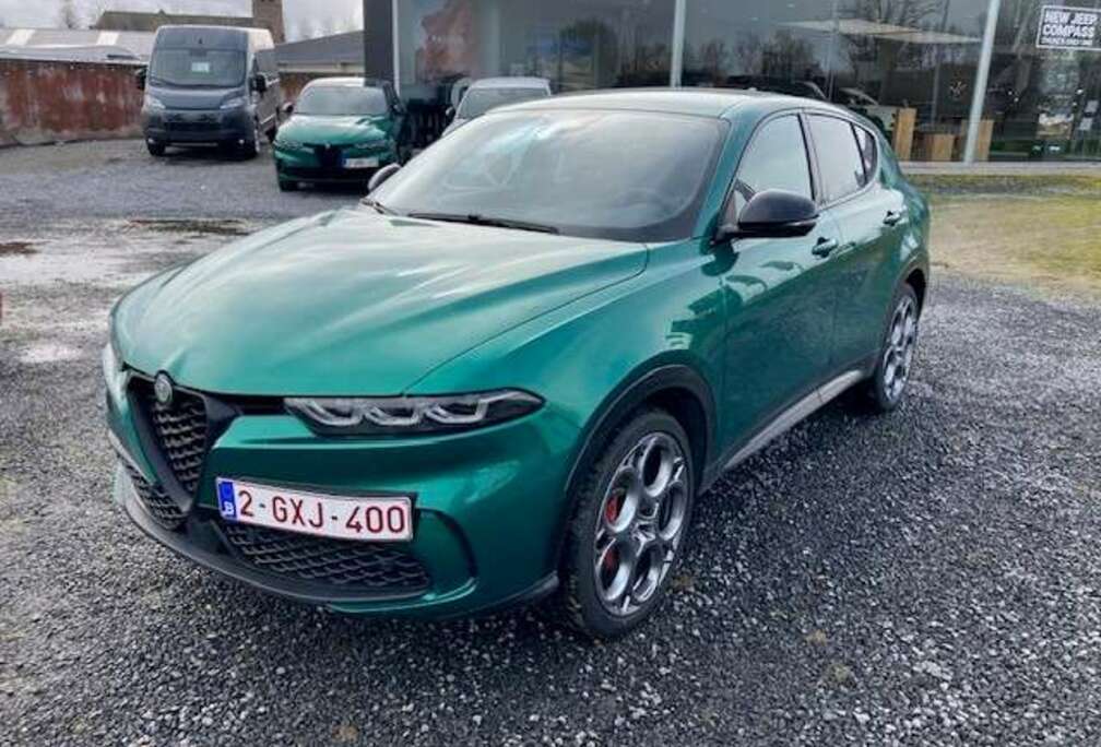 Alfa Romeo VELOCE  PLUG-IN HYBRID  Q4 280 PK  TOPDEAL
