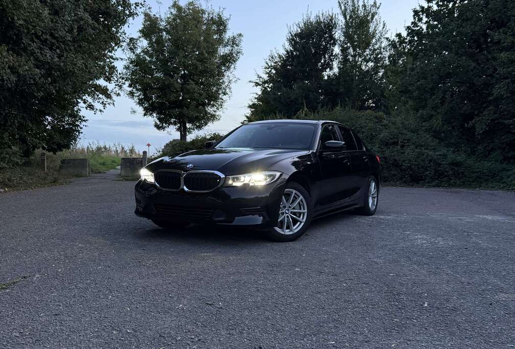BMW BMW 330e G20 Plug-in Hybrid Historique suivi BMW
