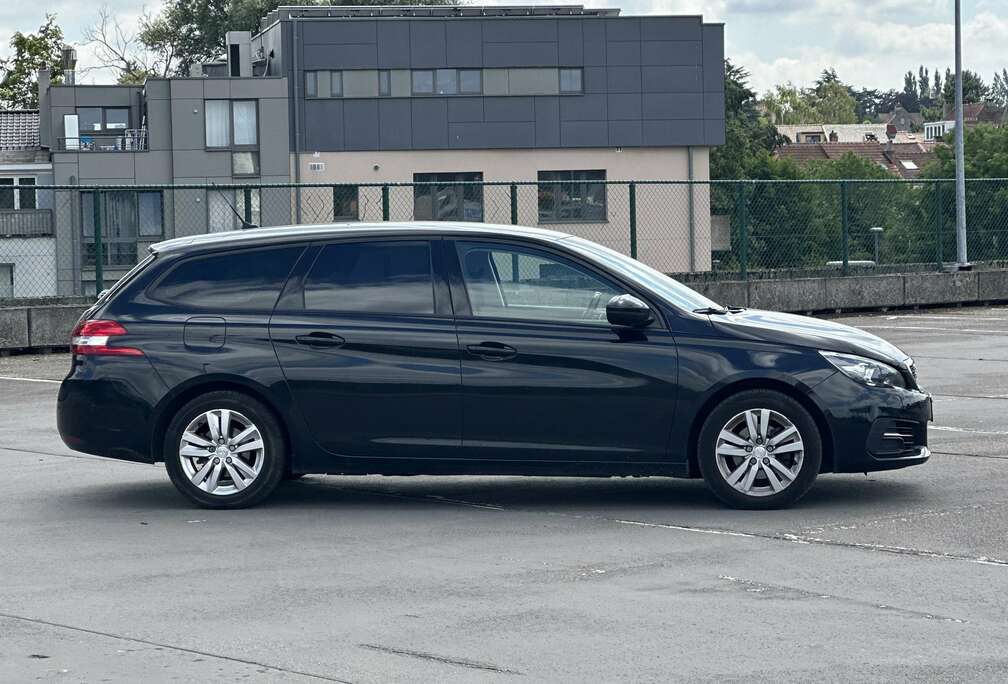 Peugeot Active Pack