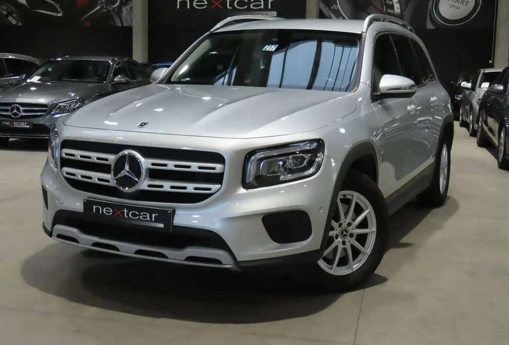 Mercedes-Benz d 8GTRONIC *CUIR/TISSU-LED-CRUISE-NAVI-PARKTRONIC*