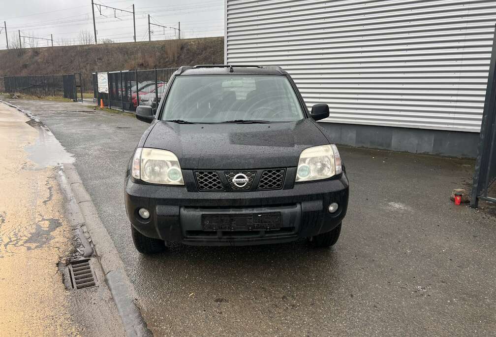 Nissan ENTREPRISE 2.0L SPORT 4X2 EXPORT AFRIQUE