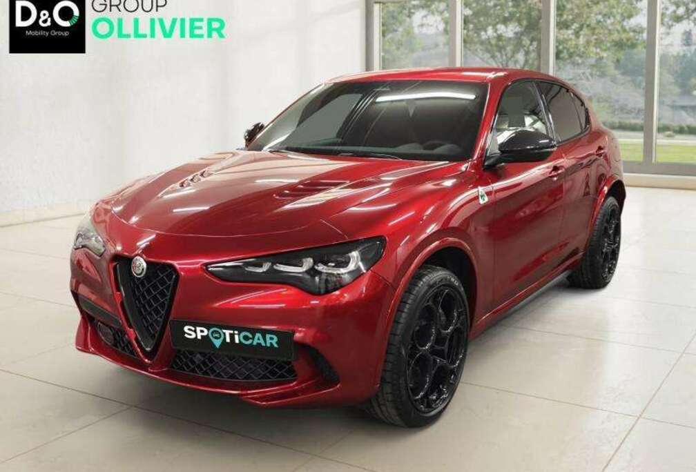 Alfa Romeo Quadrifoglio Collezione 05 di 63