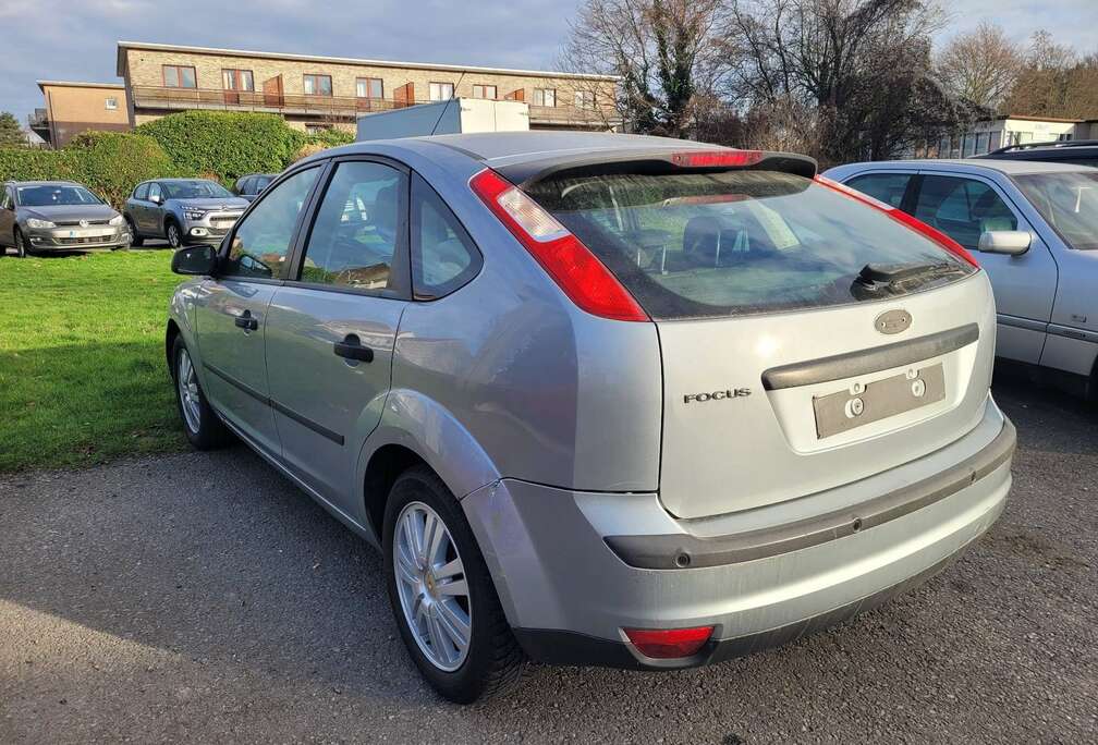 Ford 1.4i 16v Ambiente