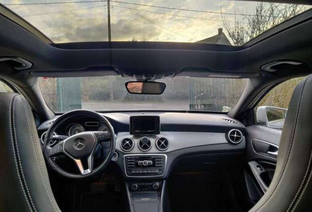 Mercedes-Benz d 4Matic 7G-DCT AMG Line