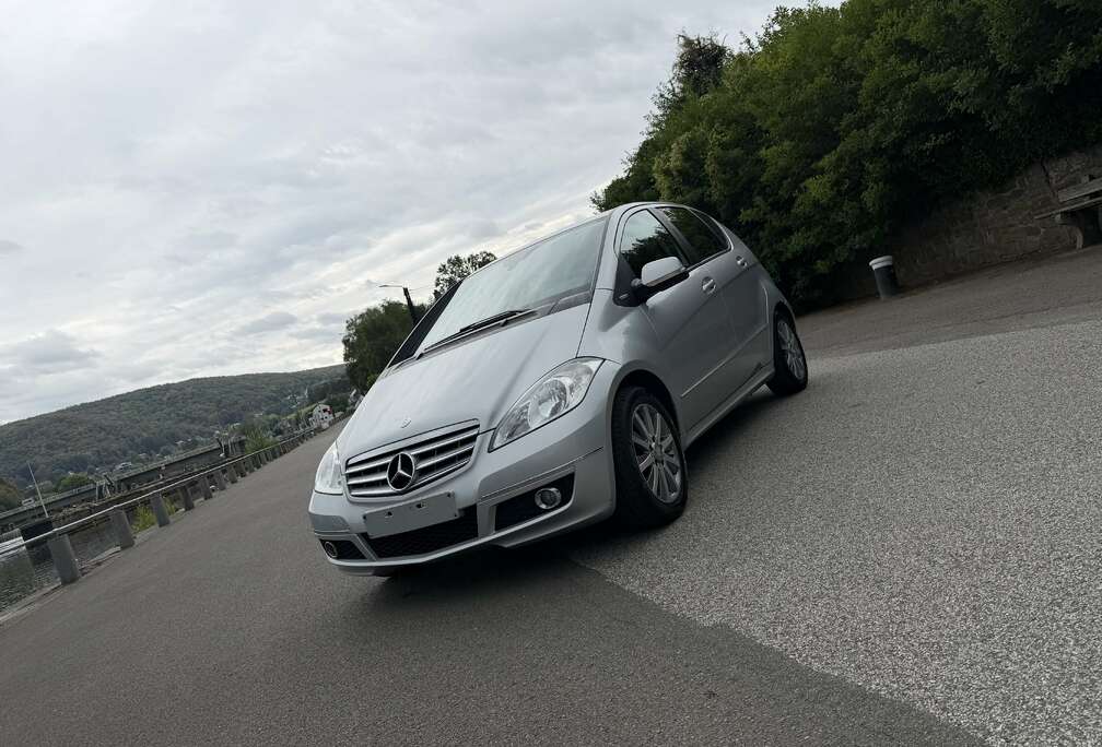Mercedes-Benz Classe Blue EFFICIENCY Elégance Garantie 1an