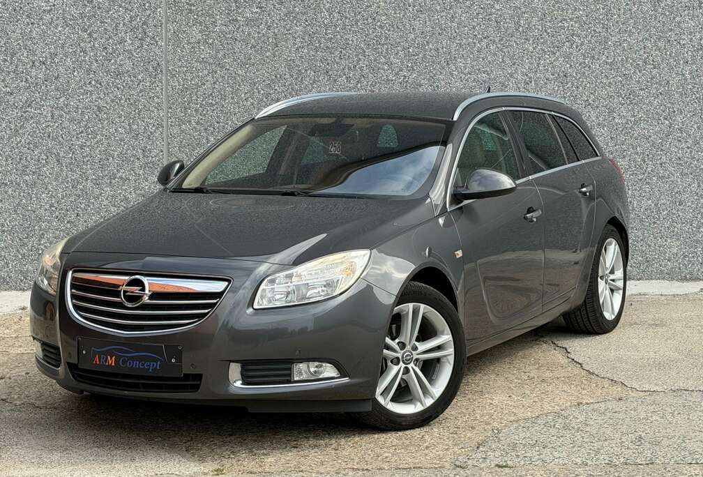 Opel Insignia Sports Tourer 2.0 CDTi Cosmo DPF