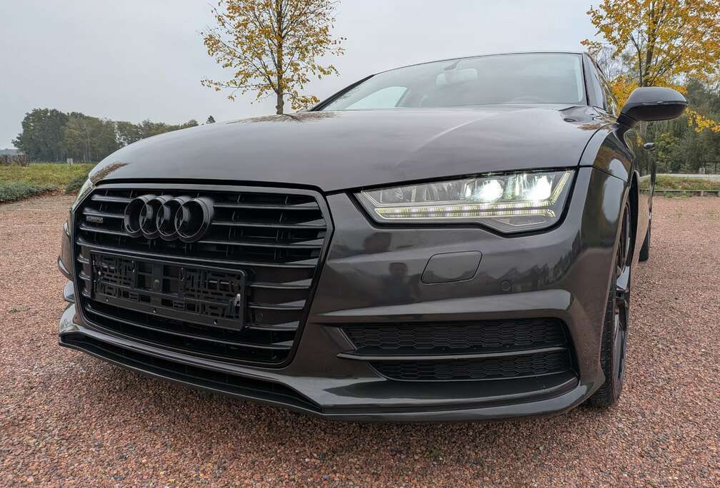 Audi 3.0 TFSI quattro S tronic